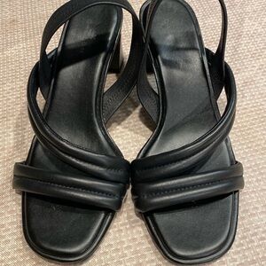 Dressy sandal